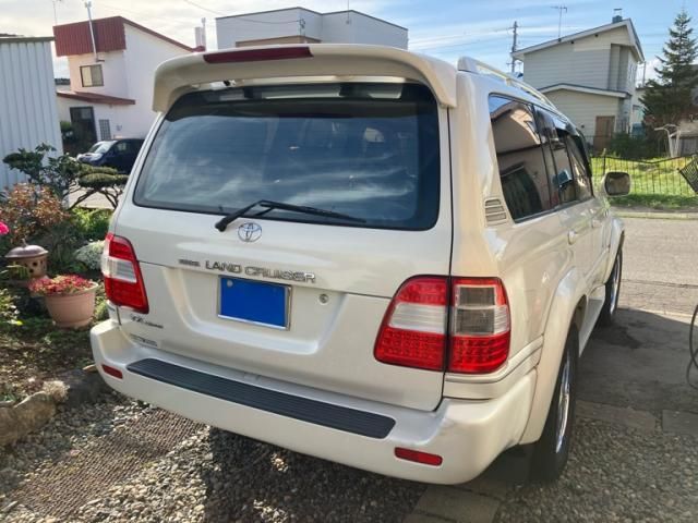 LANDCRUISER van