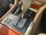 LANDCRUISER van