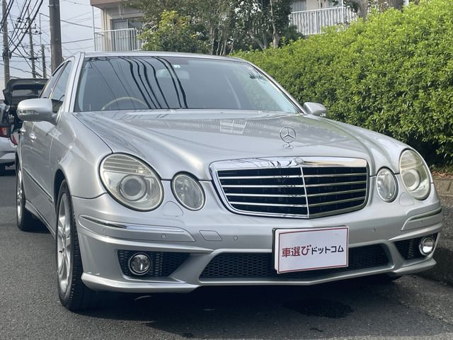 MERCEDES BENZ E-Class sedan