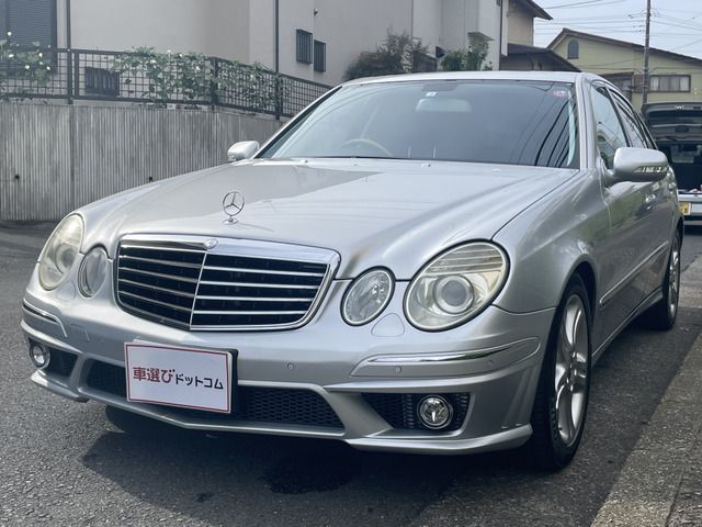 MERCEDES BENZ E-Class sedan