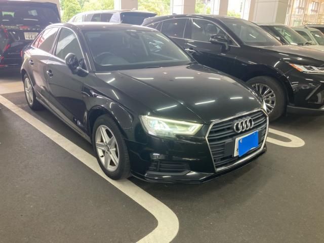 AUDI A3 Sedan