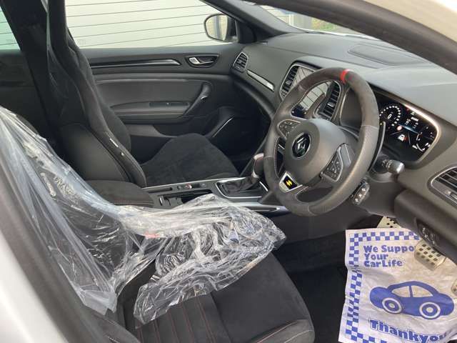 RENAULT MEGANE hatchback