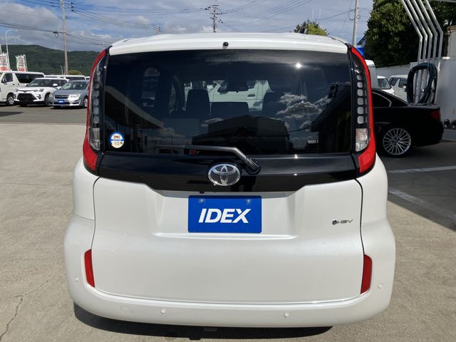 SIENTA HYBRID