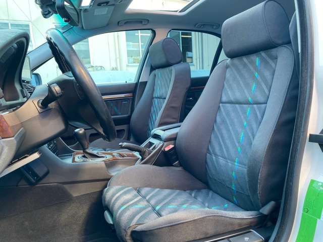 ALPINA B10 limousine