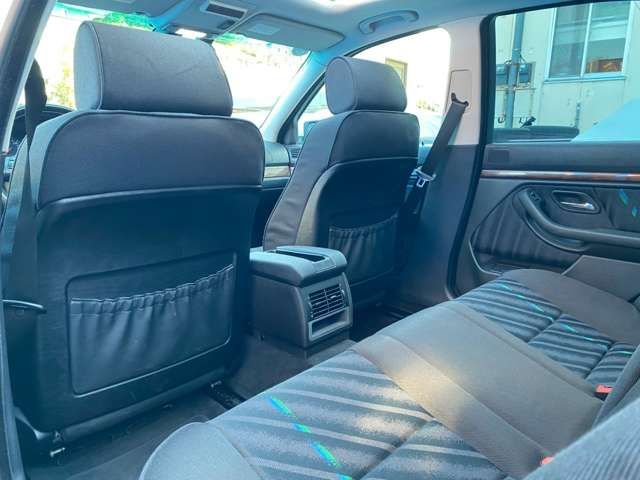 ALPINA B10 limousine