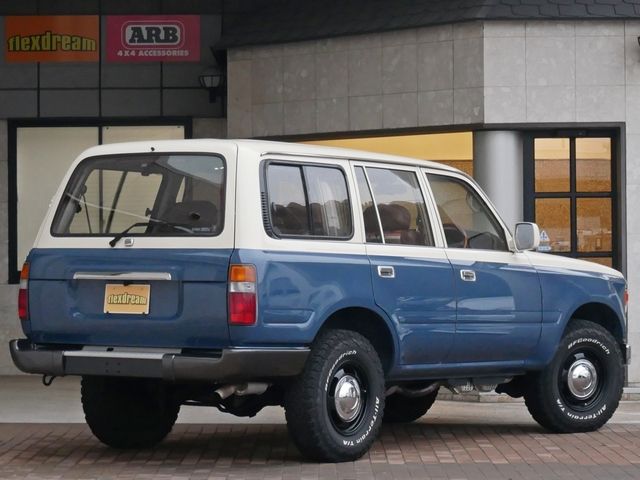 LANDCRUISER wagon