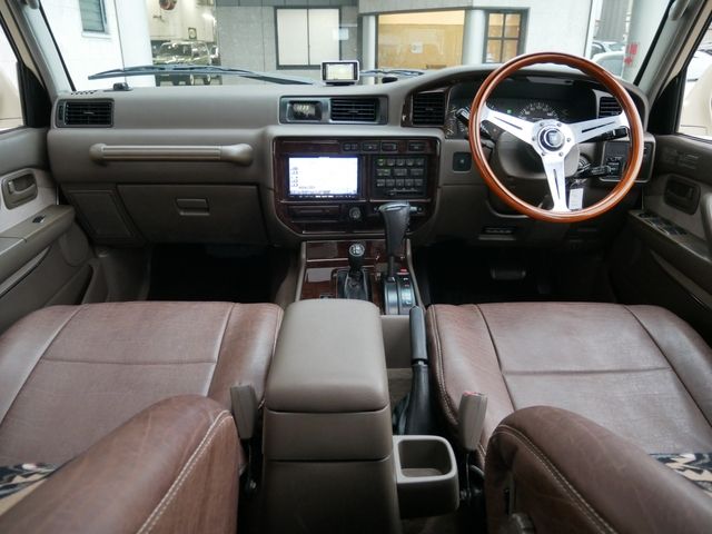 LANDCRUISER wagon