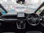 VOXY HYBRID