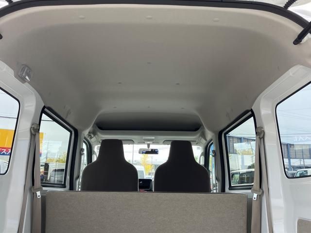 MINICAB van