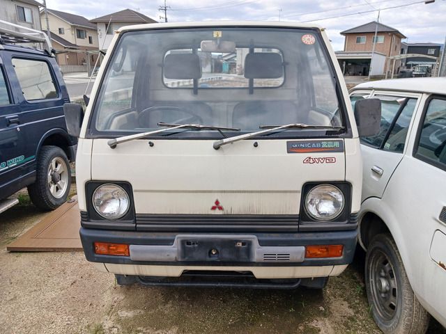 MINICAB truck 4WD