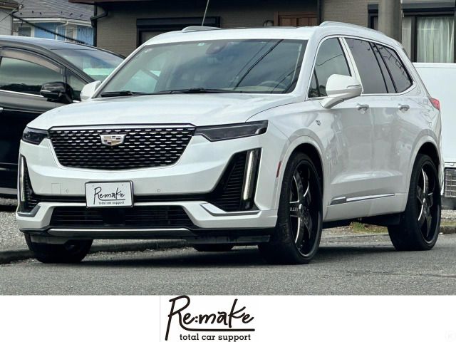 CADILLAC XT6