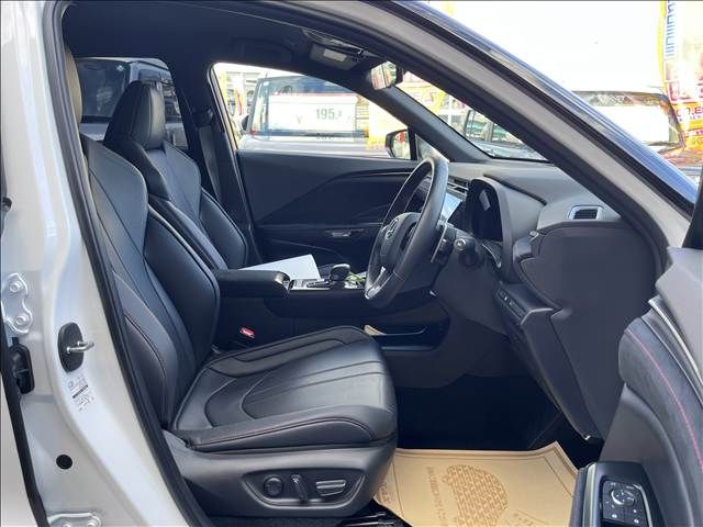 LEXUS LBX