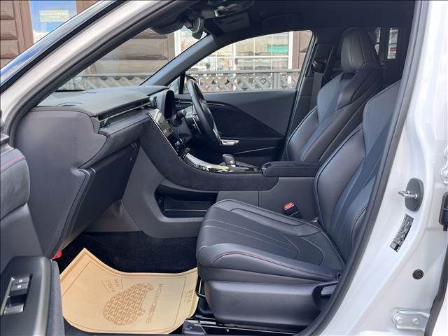 LEXUS LBX