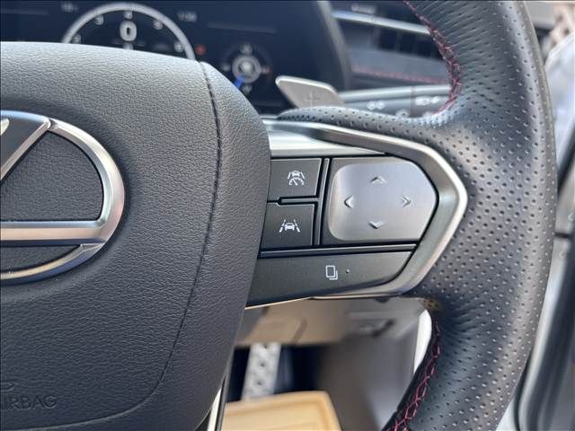 LEXUS LBX