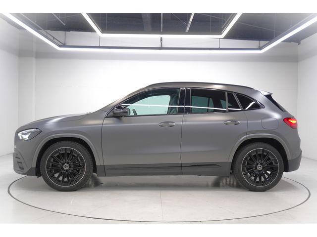 MERCEDES BENZ GLA class