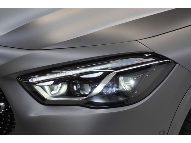 MERCEDES BENZ GLA class