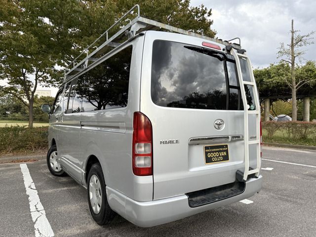 HIACE van 4WD