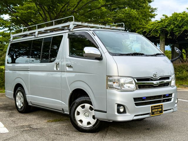 HIACE van 4WD