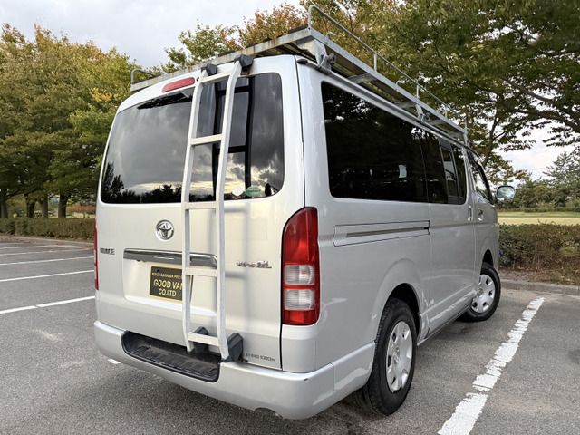 HIACE van 4WD