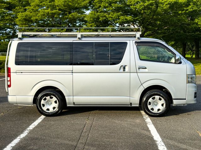 HIACE van 4WD