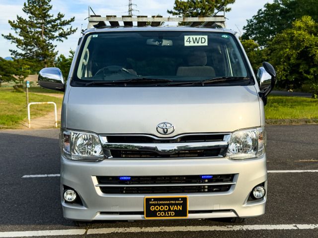 HIACE van 4WD