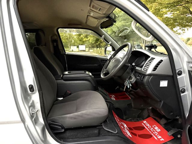 HIACE van 4WD
