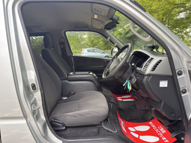 HIACE van 4WD