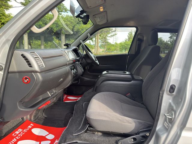 HIACE van 4WD