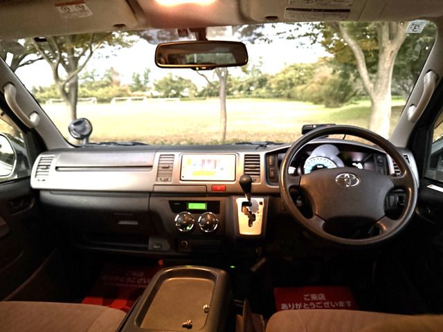 HIACE van 4WD