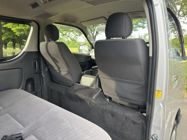 HIACE van 4WD