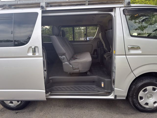HIACE van 4WD