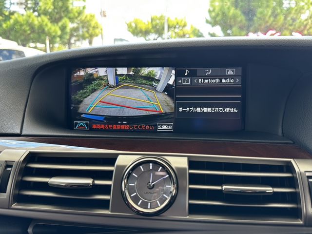 LEXUS LS600hL