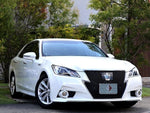 CROWN sedan hybrid