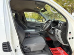 NV350 CARAVAN 4WD
