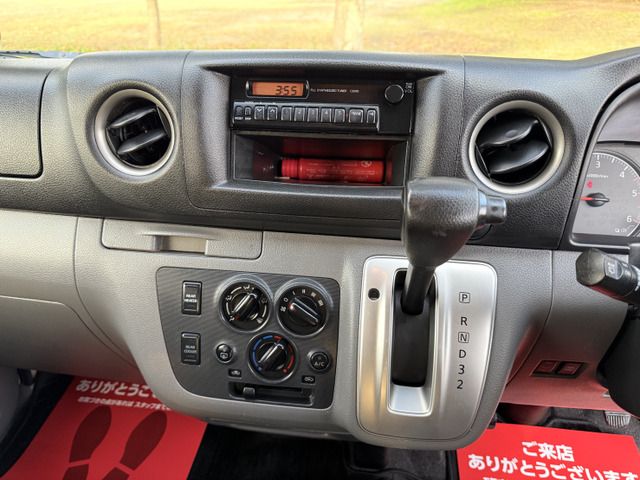 NV350 CARAVAN 4WD