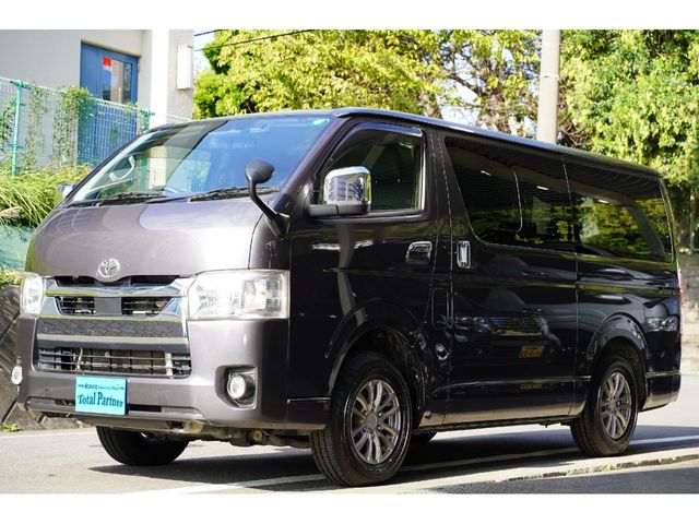 HIACE van 4WD