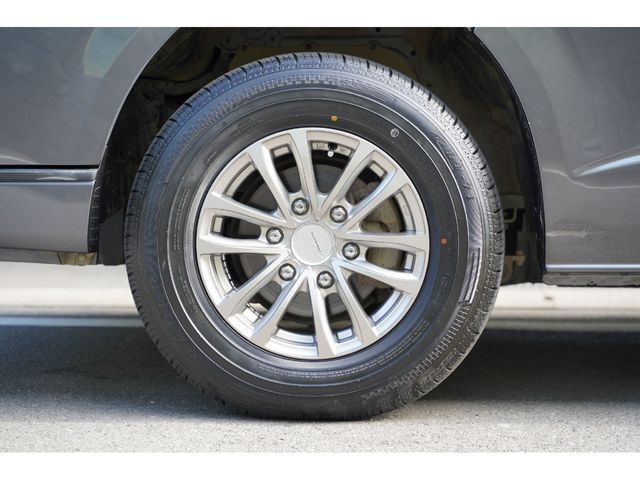 HIACE van 4WD