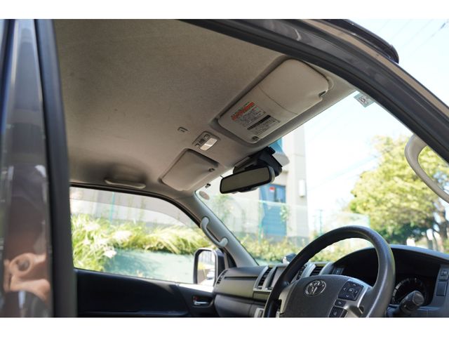 HIACE van 4WD
