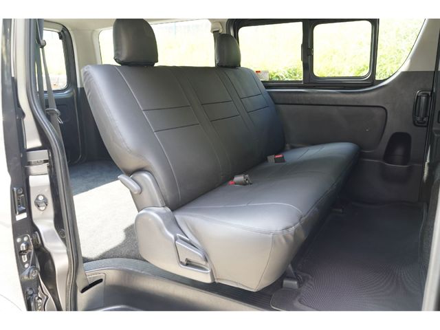 HIACE van 4WD
