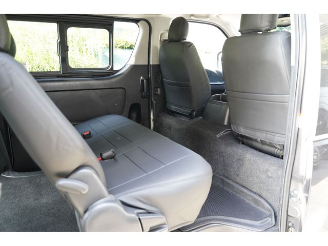 HIACE van 4WD