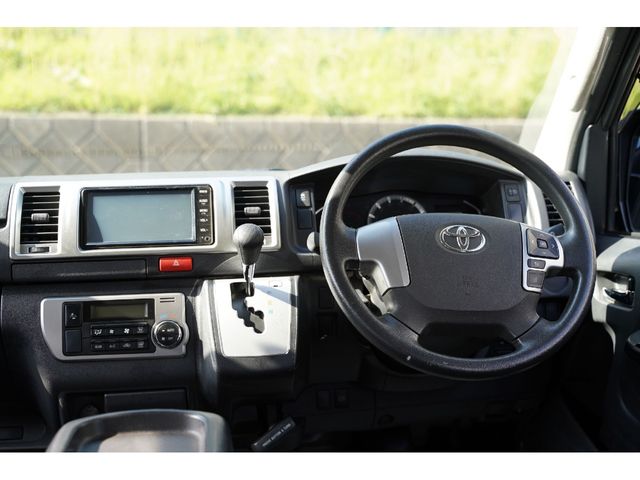 HIACE van 4WD