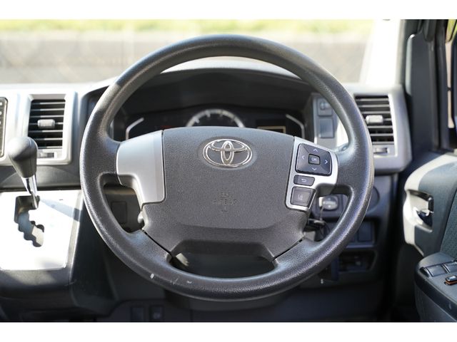 HIACE van 4WD