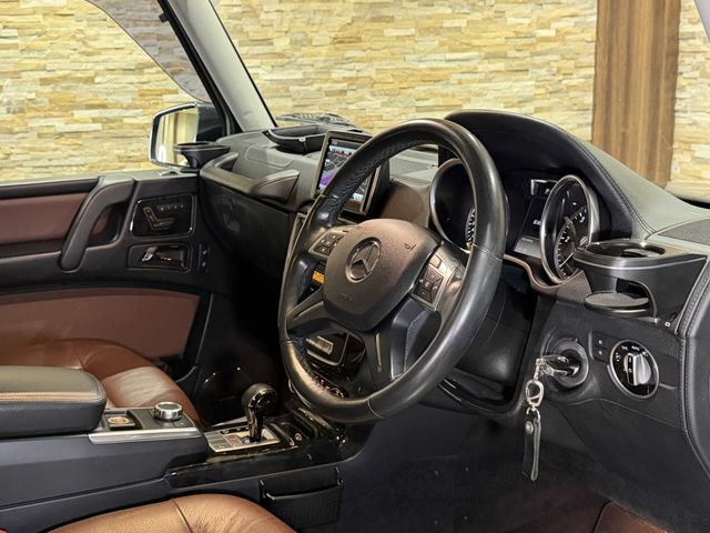 MERCEDES BENZ G-Class