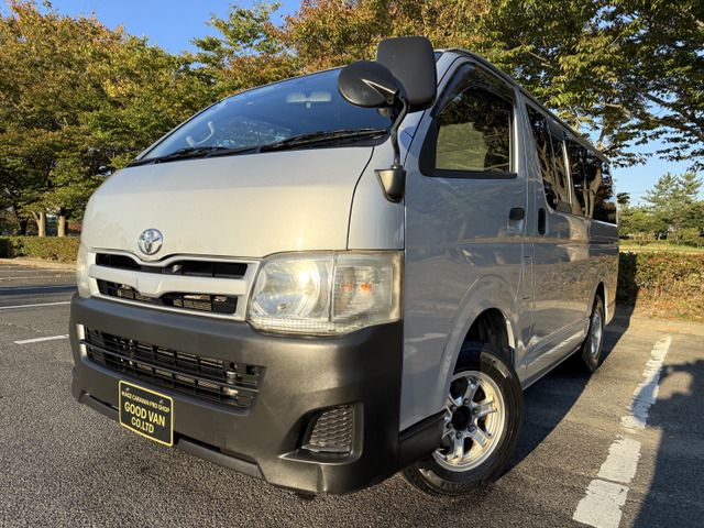 HIACE van 4WD