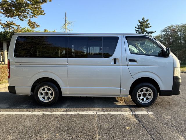 HIACE van 4WD
