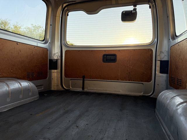 HIACE van 4WD