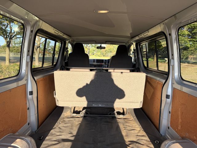 HIACE van 4WD