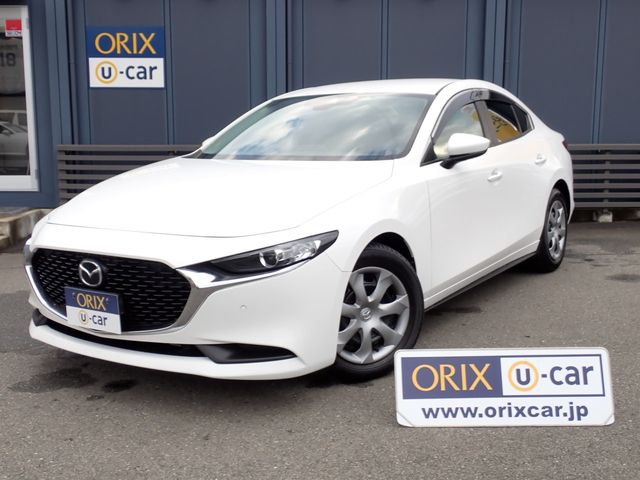 MAZDA3 SEDAN