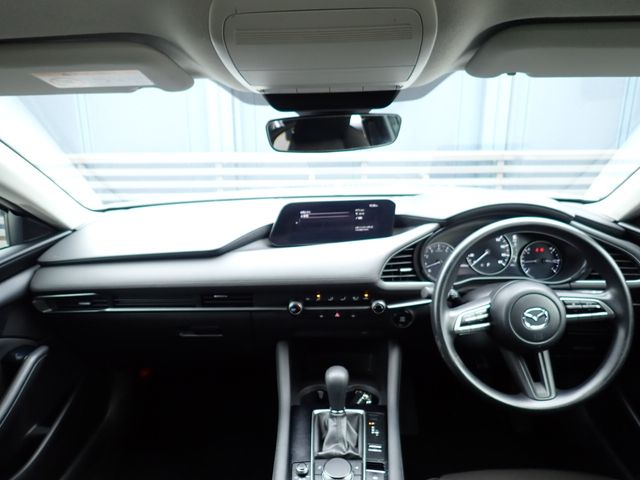 MAZDA3 SEDAN