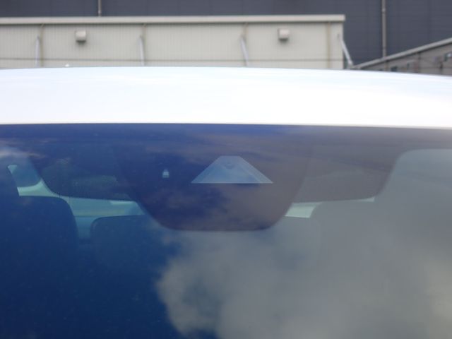 MAZDA3 SEDAN